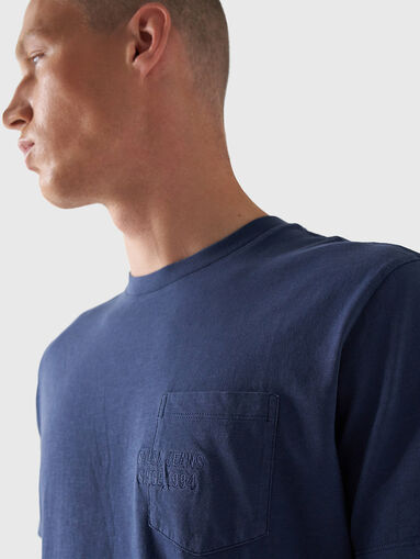 Logo embroidered T-shirt in blue - 5