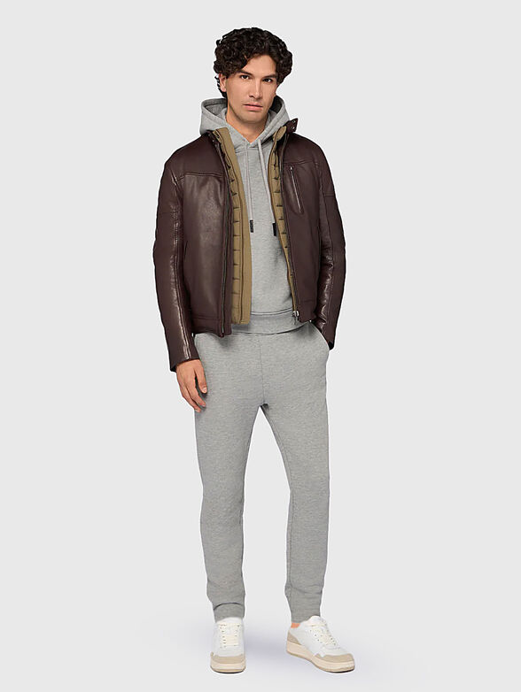 Sports trousers with logo - 4