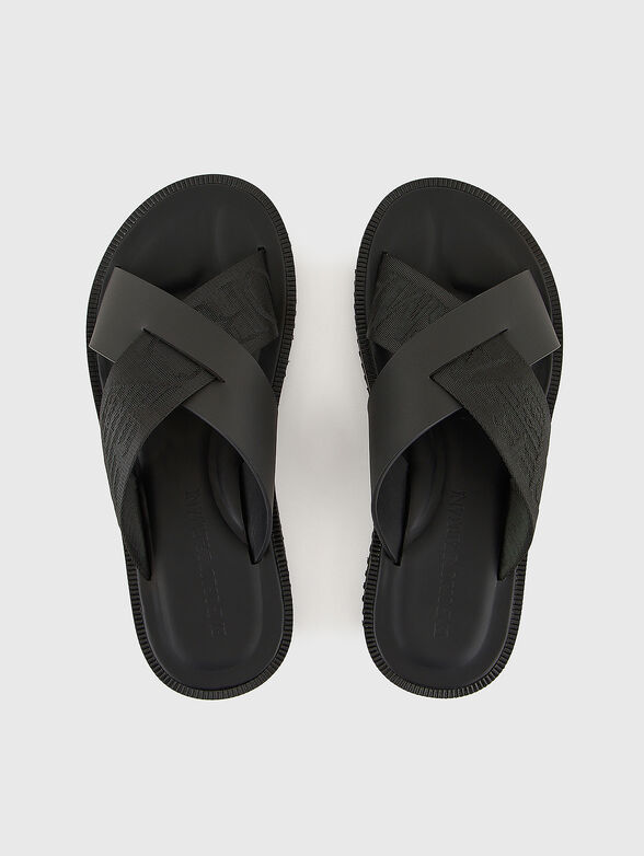 Leather sandals with logo detail - 4
