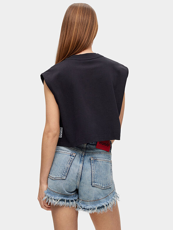 Black top with contrasting print - 3