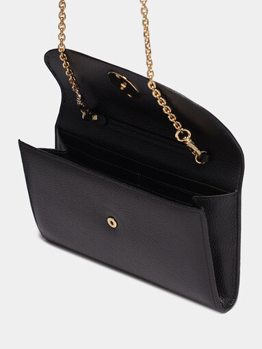 Leather clutch bag with chain strap - 5