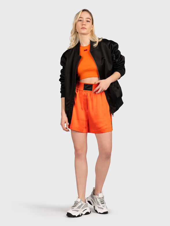 Shorts with logo accent - 4