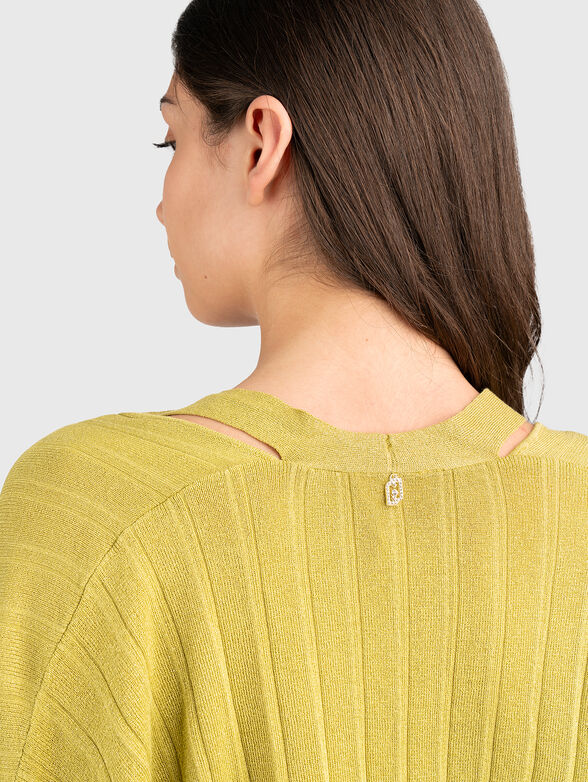 Sweater with V-neck - 4