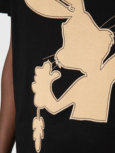 T-shirt with Bugs Bunny print in contrast colour - 5