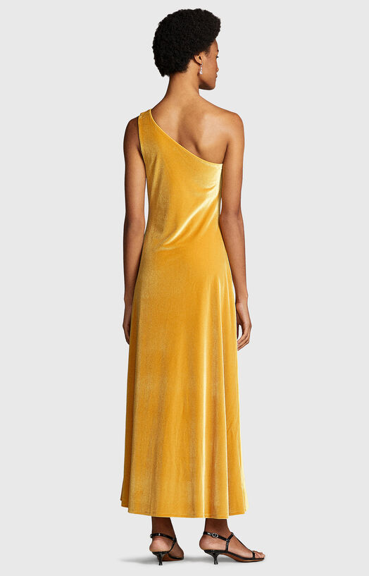 Жълта рокля от кадифе - 2