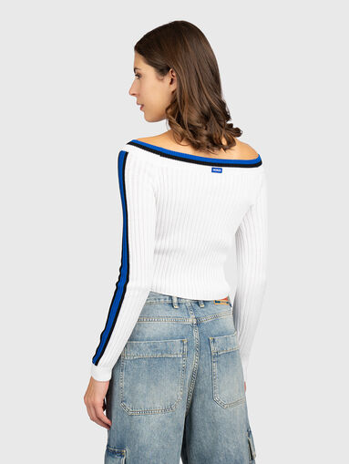 Off-the-shoulder cotton blouse - 3