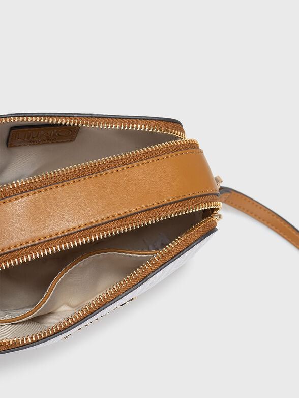 Bag with contrasting design - 6