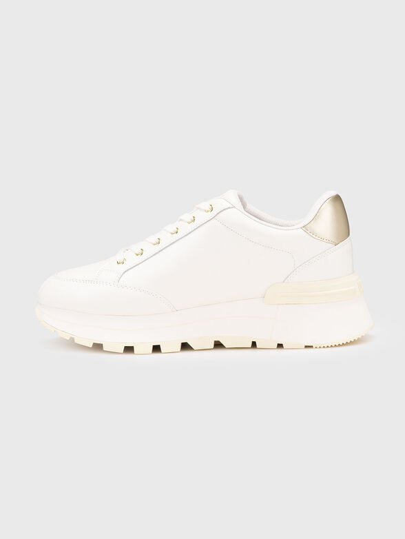 AMAZING sports shoes with golden details - 4