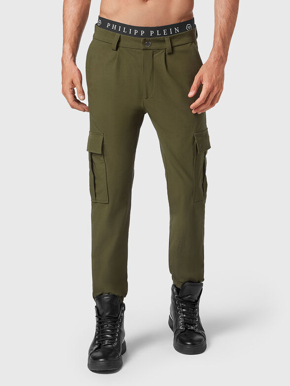 Green cargo pants with embroidery - 1
