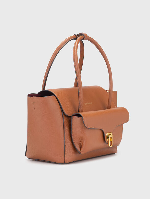Leather bag with gold details - 4