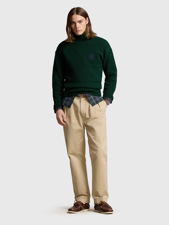 Wool blend turtleneck in dark green - 2