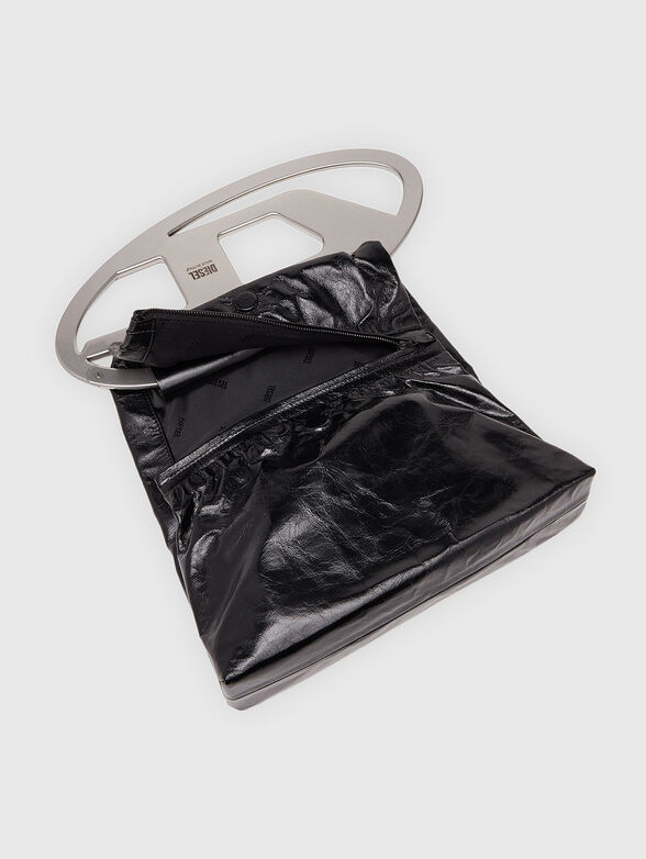 BIG-D POUCH leather clutch with logo accent - 6