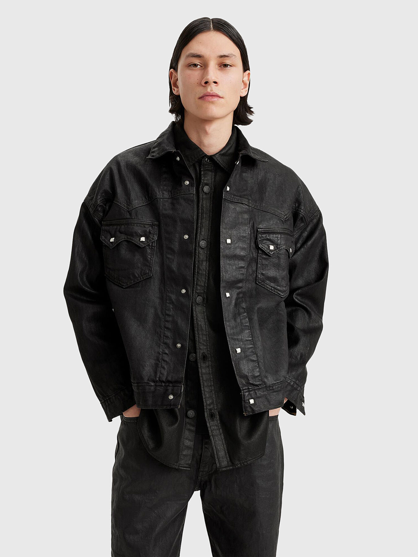 Wax effect black jacket brand LEVI'S® — Globalbrandsstore.com/en