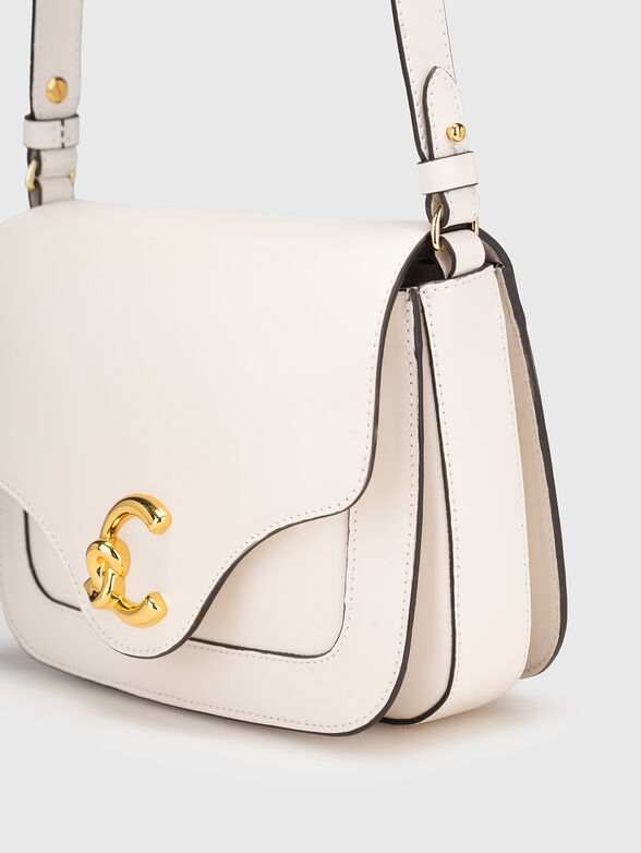 Leather crossbody bag with gold details - 5