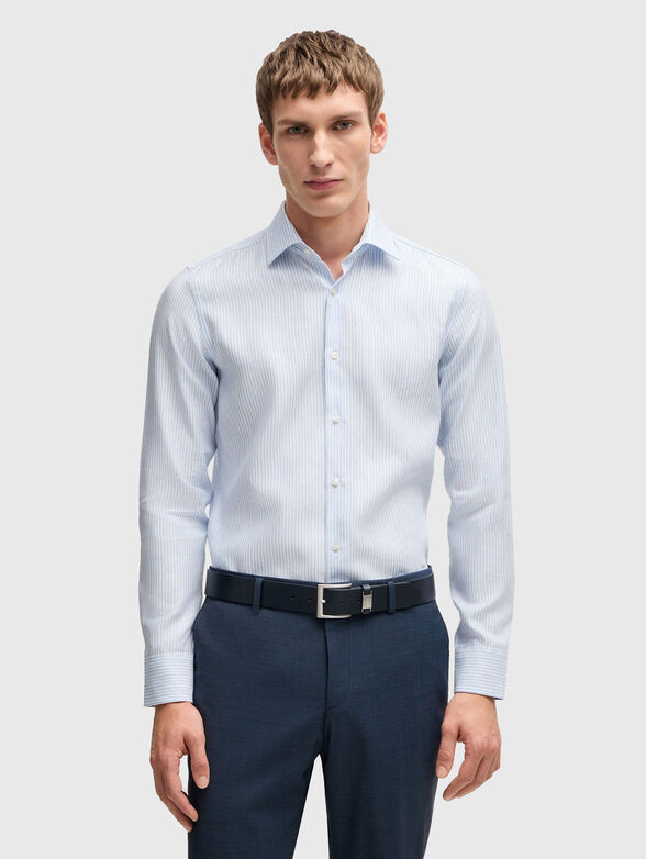 Linen shirt with long sleeves - 1