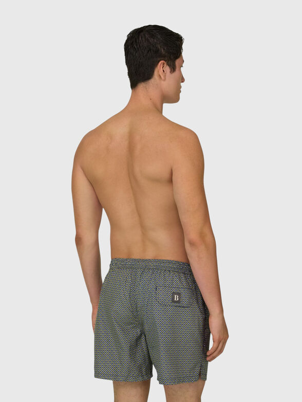 Beach shorts with a geometric print - 2