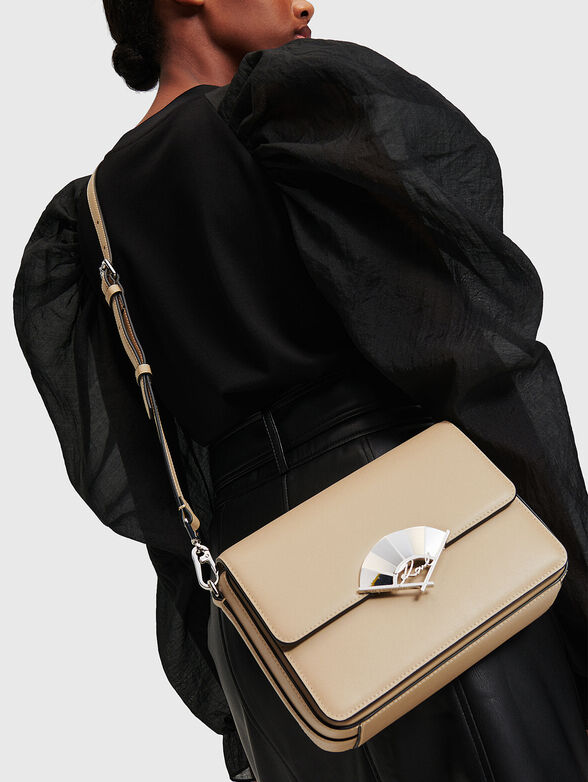K/SIGNATURE leather crossbody bag in beige - 2