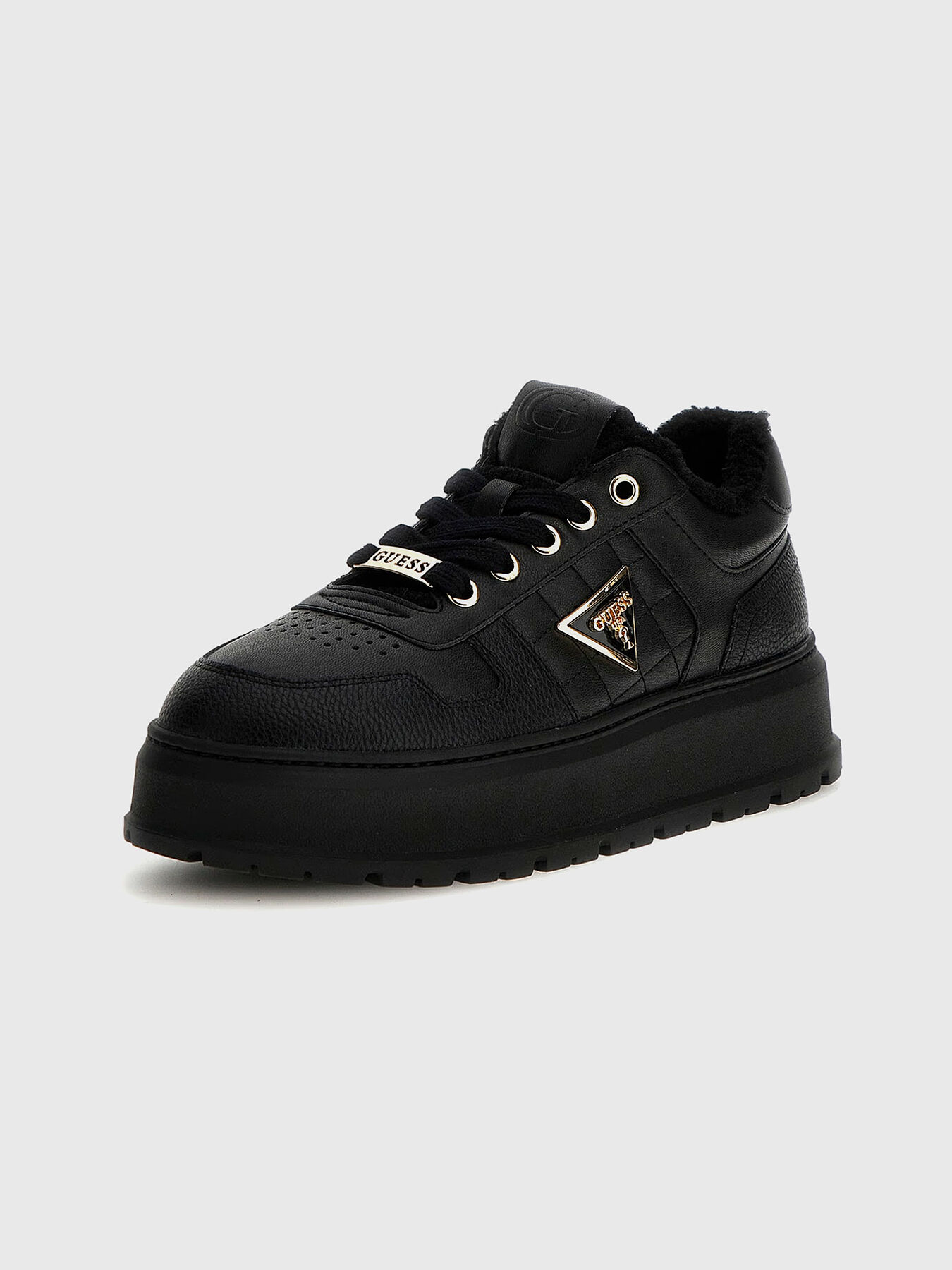 TERRIA sneakers brand GUESS Globalbrandsstore en