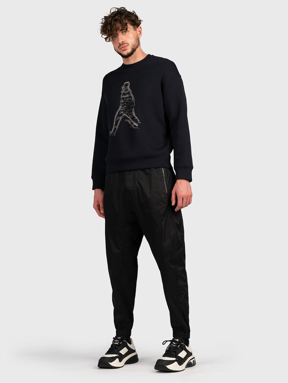 Dark blue sweatshirt with art detail - 2