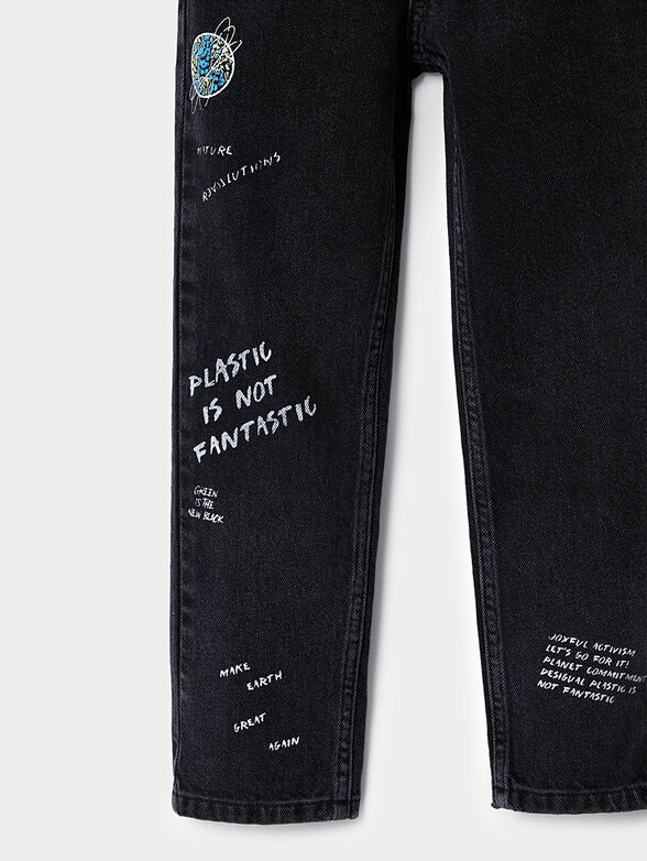 Jeans in black color with inscriptions - 5