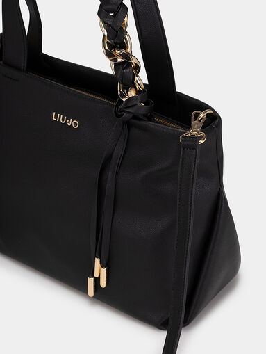 Handbag with accent gold chain  - 5