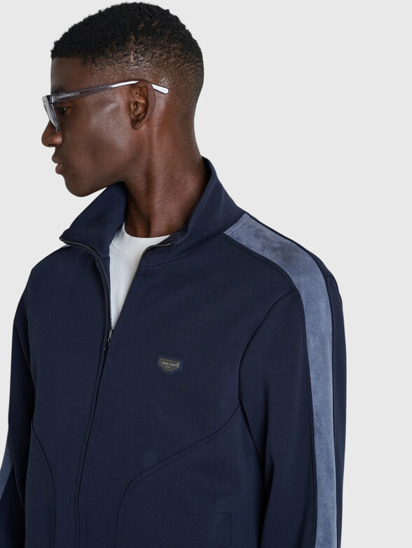 Sweatshirt with zip and contrast edge - 4