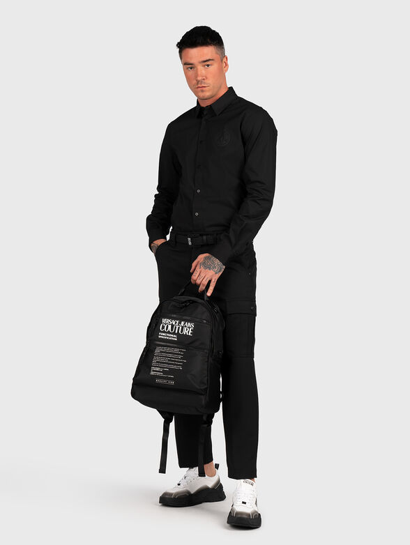 Black shirt with logo detail - 2