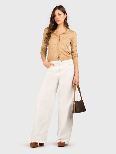 High waisted jeans with accent stitching - 5