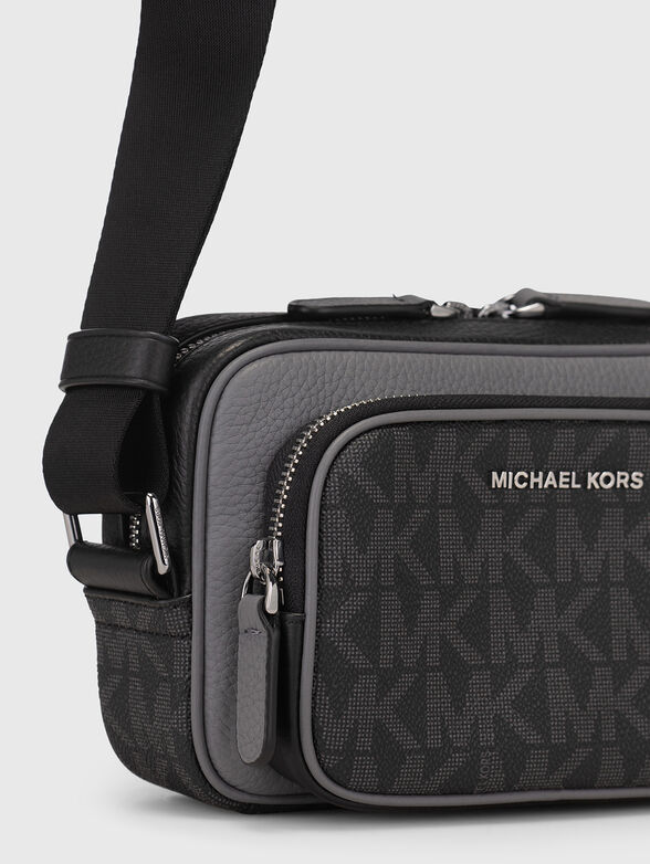 Leather crossbody bag with monogram print  - 6