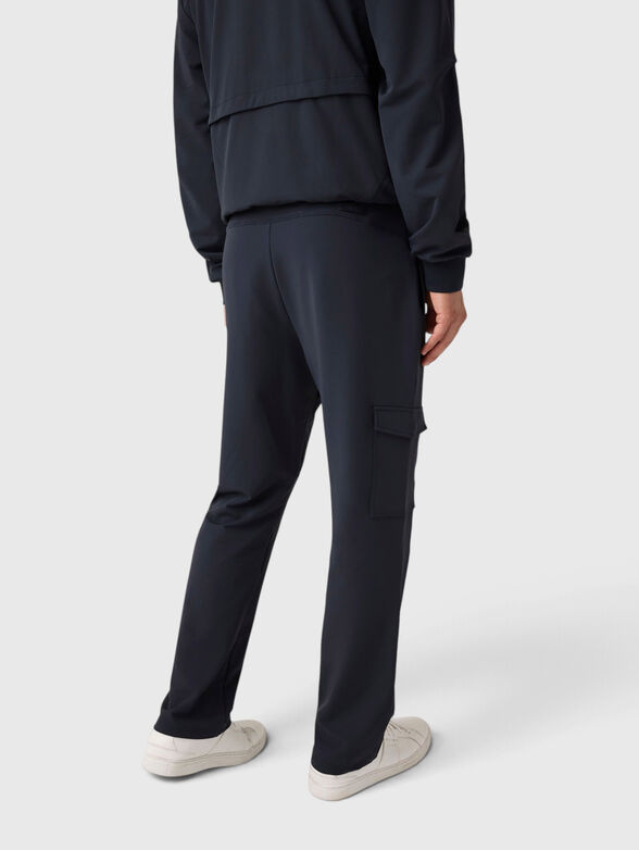 Cargo pants with side pockets - 2
