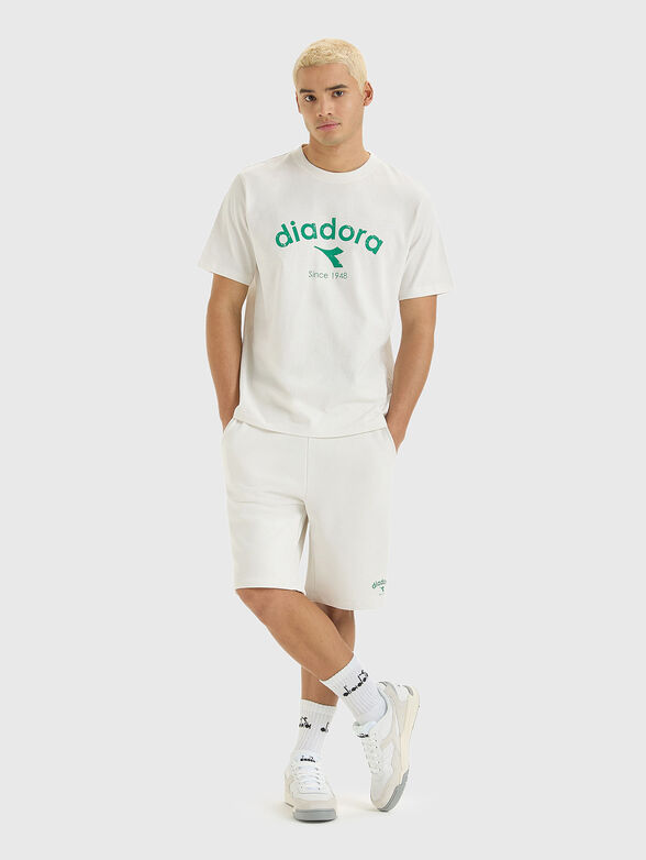 Unisex T-shirt with logo - 3