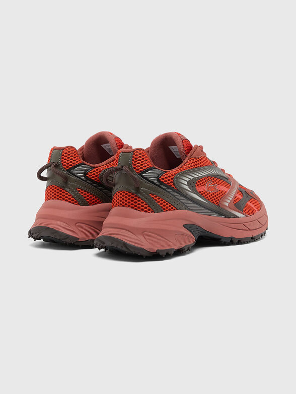 Sports shoes with logo - 4