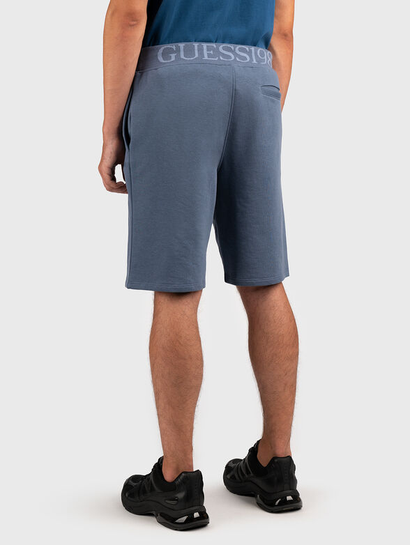 Shorts with logo accent in black - 2