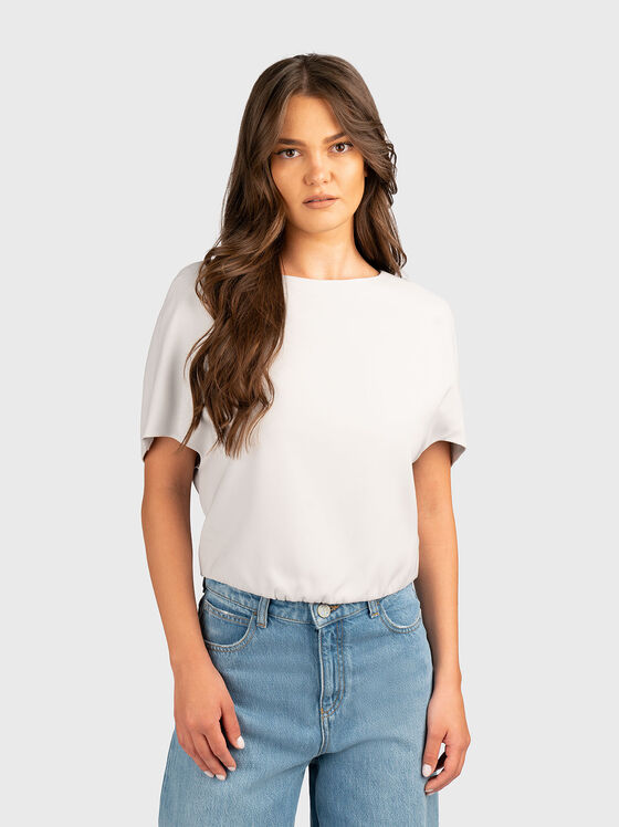 Short T-shirt with oval neckline - 1