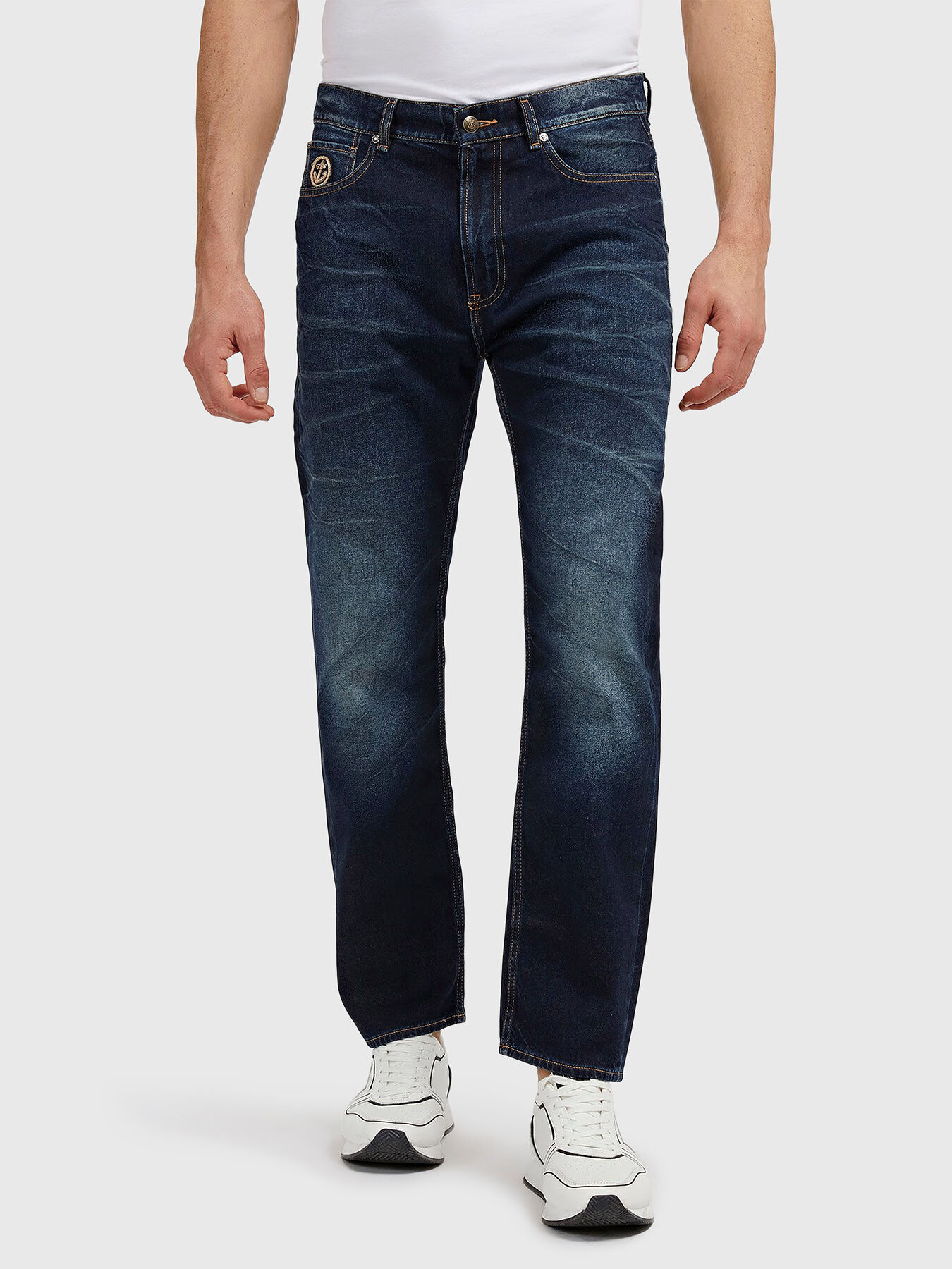 JAMES dark blue jeans brand GUESS Globalbrandsstore en