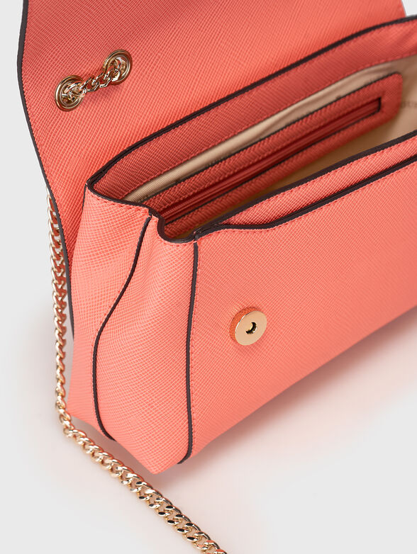 LEVANTE crossbody bag with triangular logo accent - 6