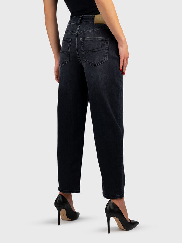 Black jeans with embroidered logo - 2