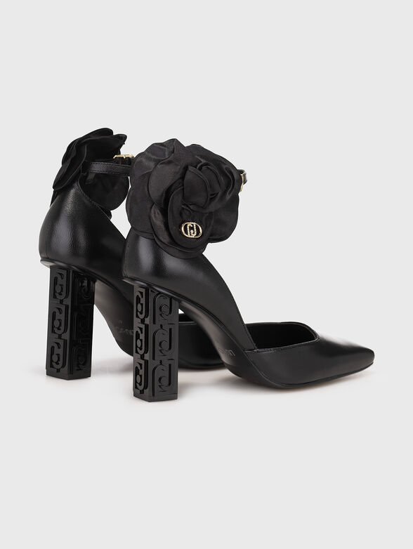 JENNIFER 11 black leather court shoes with flower detail - 3