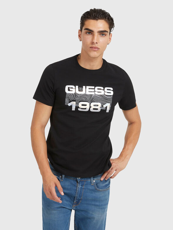 Black T-shirt with contrasting logo - 1