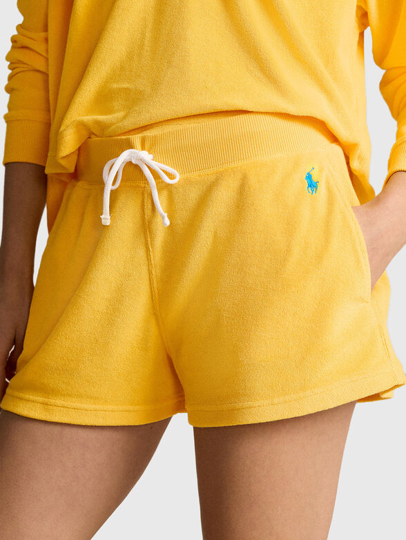 Yellow plush sports shorts - 3