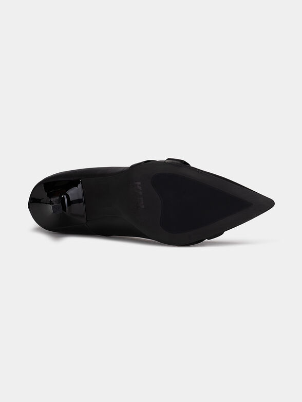 High-heeled shoes with logo detail - 6