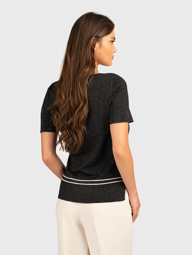 Blouse with side slits - 3