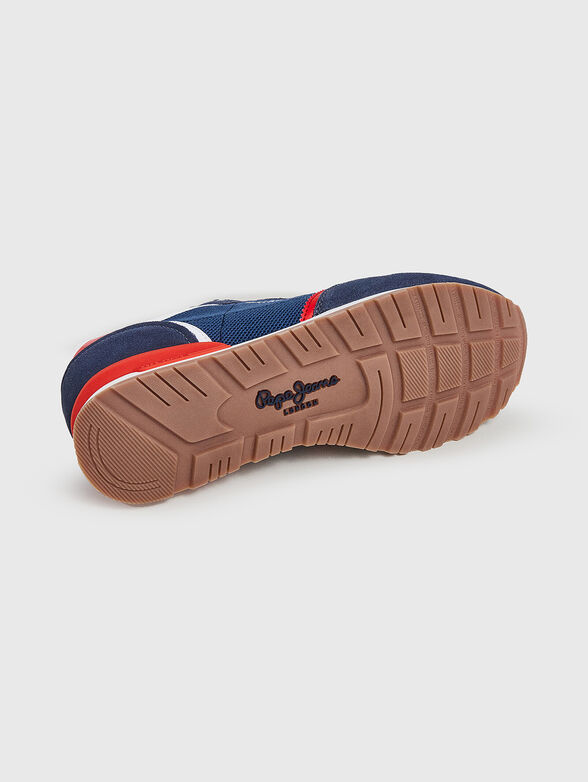 BRIT RETRO sports shoes with red details - 4