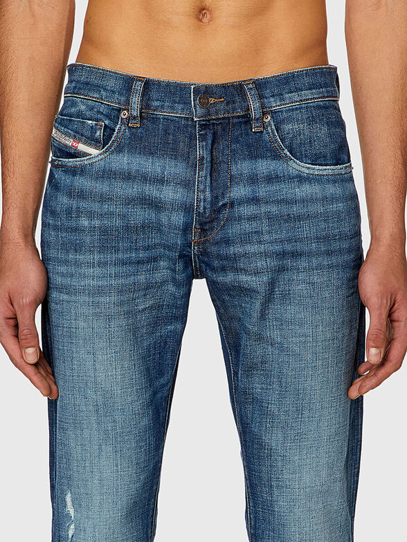 Jeans with washed effect - 3