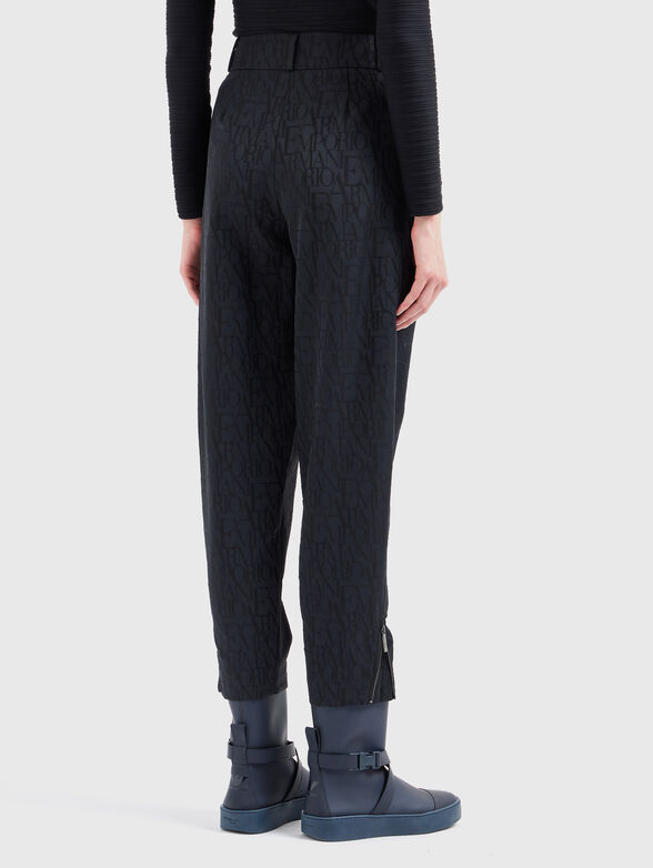 High waisted trousers with print - 2