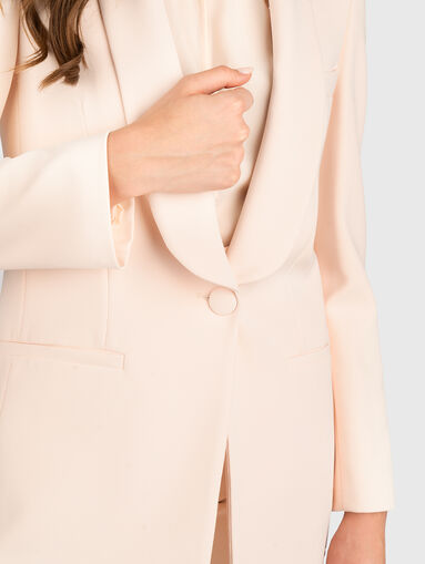 Blazer with single-breasted fastening - 5