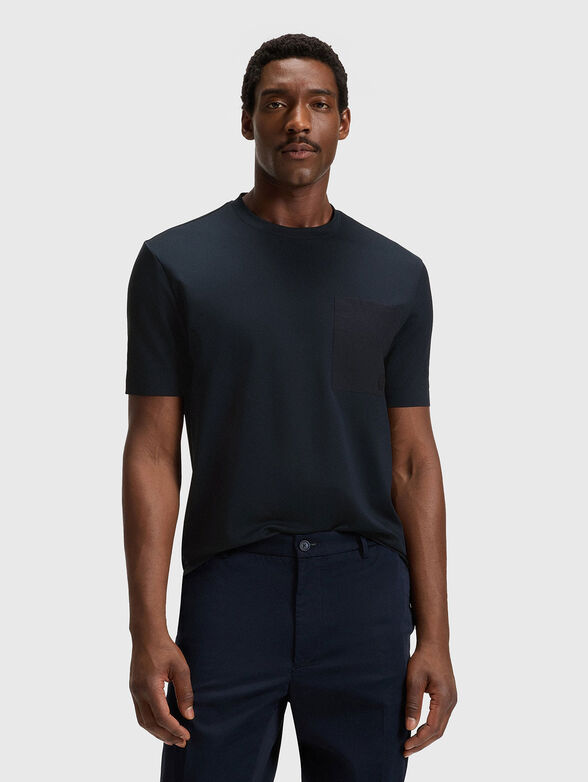 T-shirt with oval neckline - 1