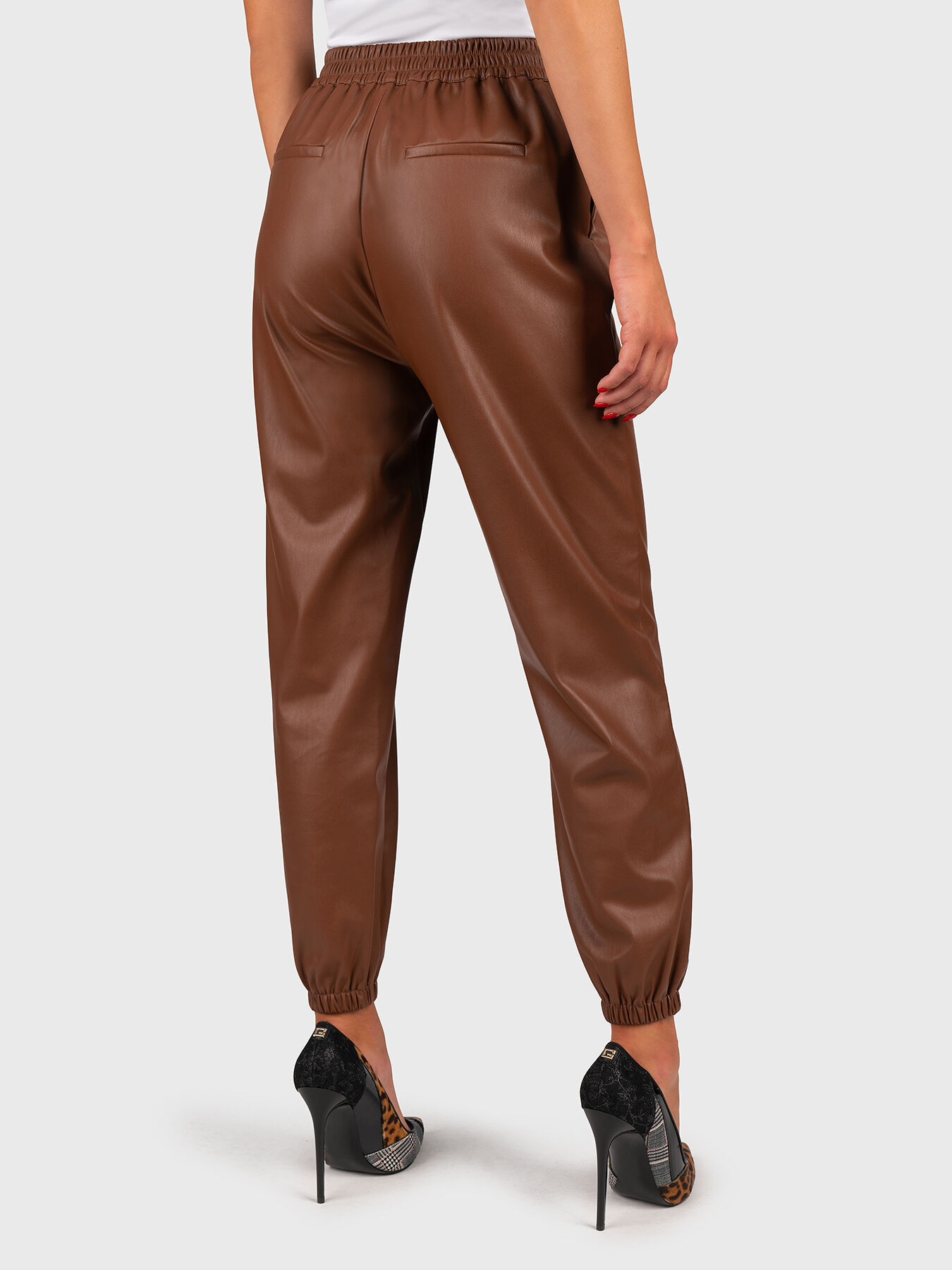 パンツ LIU JO Woman Pants Brown TA5051FS000 X0675 TA5144TS922 Liujo Cropped Trousers