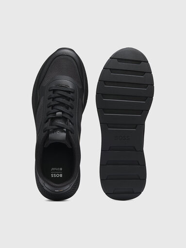Sneakers with a logo detail - 5