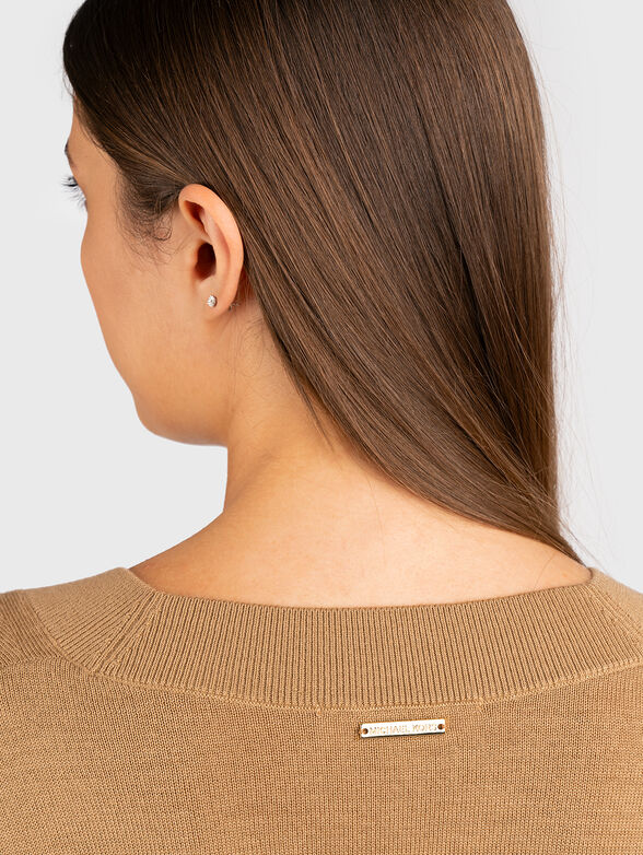 V-neck sweater - 3